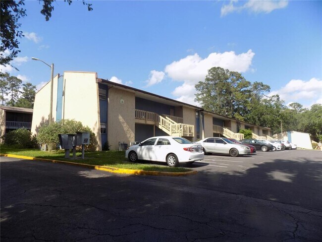 2811 SW Archer Rd Unit x 201