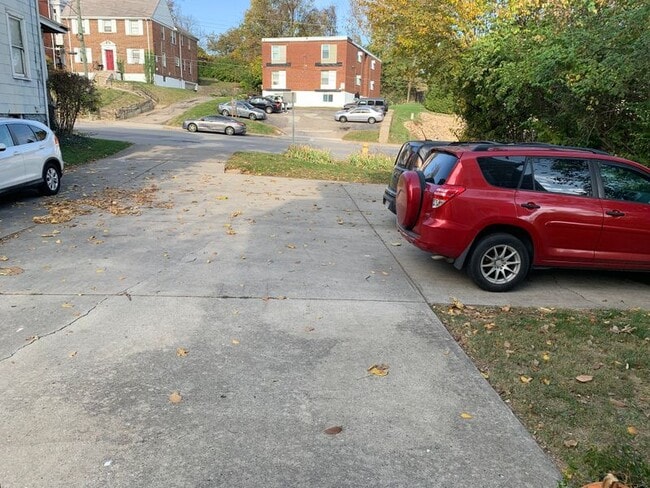 Photo - 3042 Gilbert Ave Unit 2