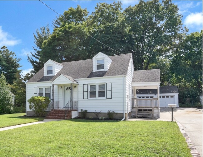 Photo - 233 Milltown Rd