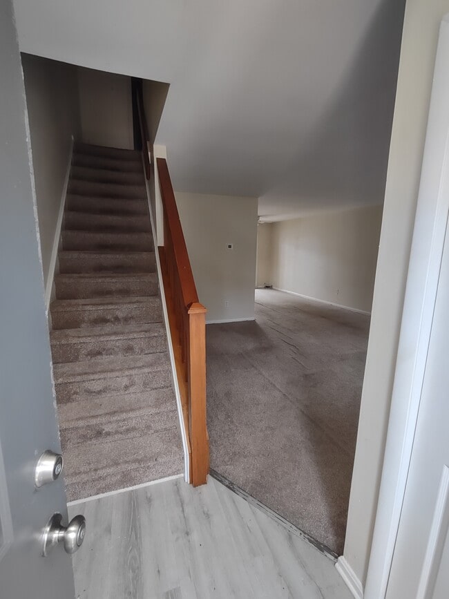 Photo - 217 E Green Valley Cir