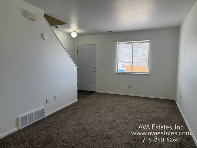 Photo - 1405 E 19th St