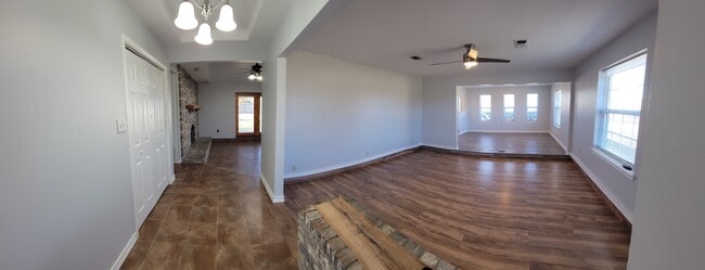 Photo - 101 Bluebonnet Ln