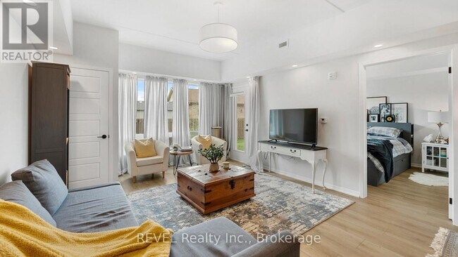 Photo - 3998 Victoria Ave Unit 106