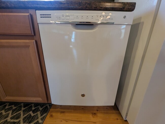 Photo - 30 Middle Shore Dr