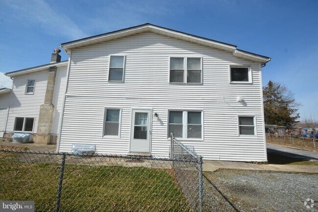 Building Photo - 23 S Upham St Unit A Rental