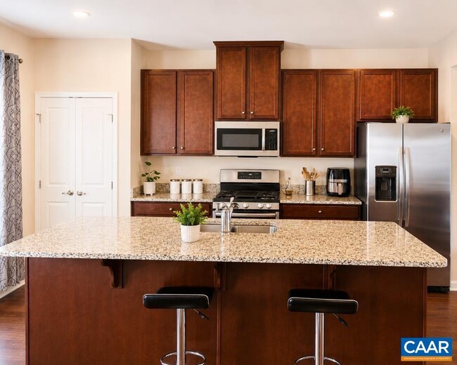 Photo - 2046 Elm Tree Ct
