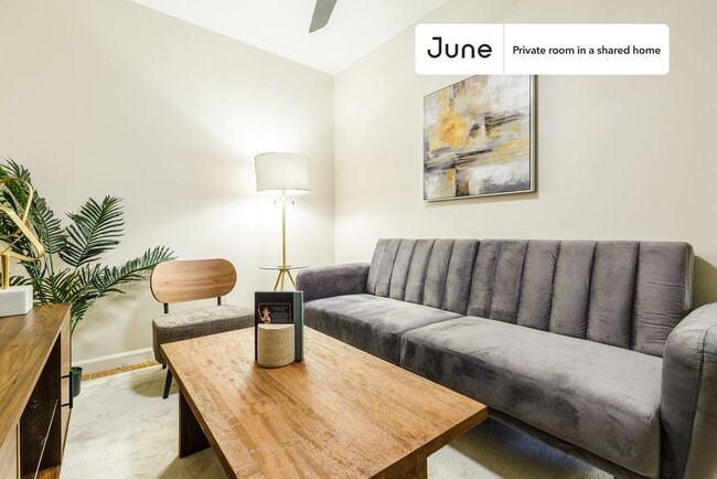 Photo - Room in Shared 3 bed/1 bath home Unidad A