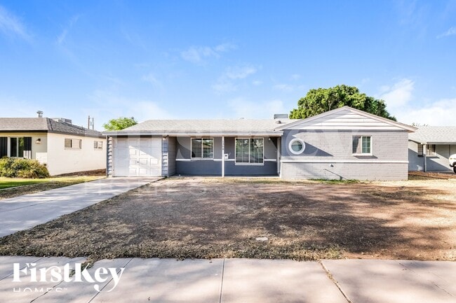 Building Photo - 1308 W Elm St