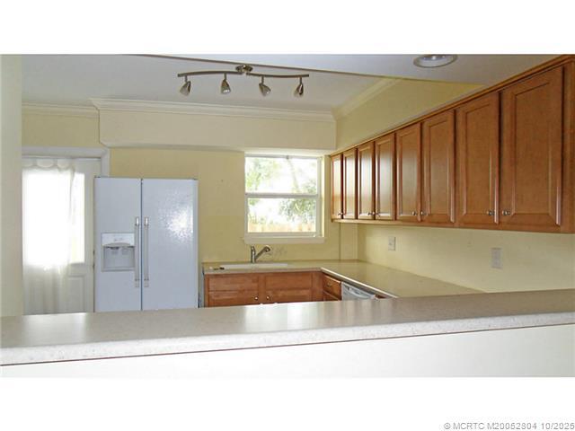 Photo - 630 SE Ocean Blvd Unit B1