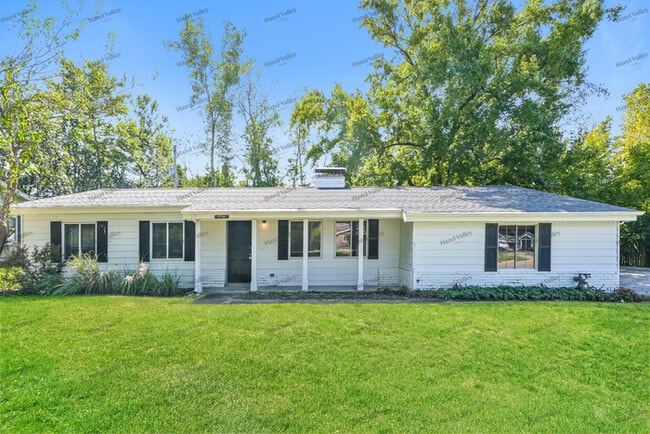 Building Photo - 11740 Fawnvalley Dr