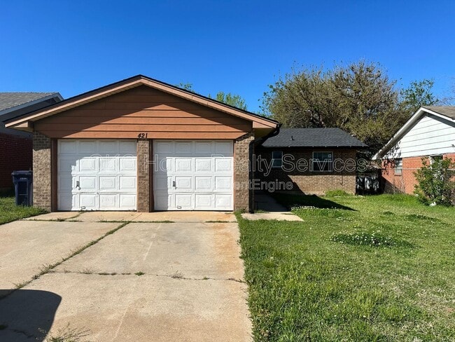 Building Photo - 421 NW 89th St