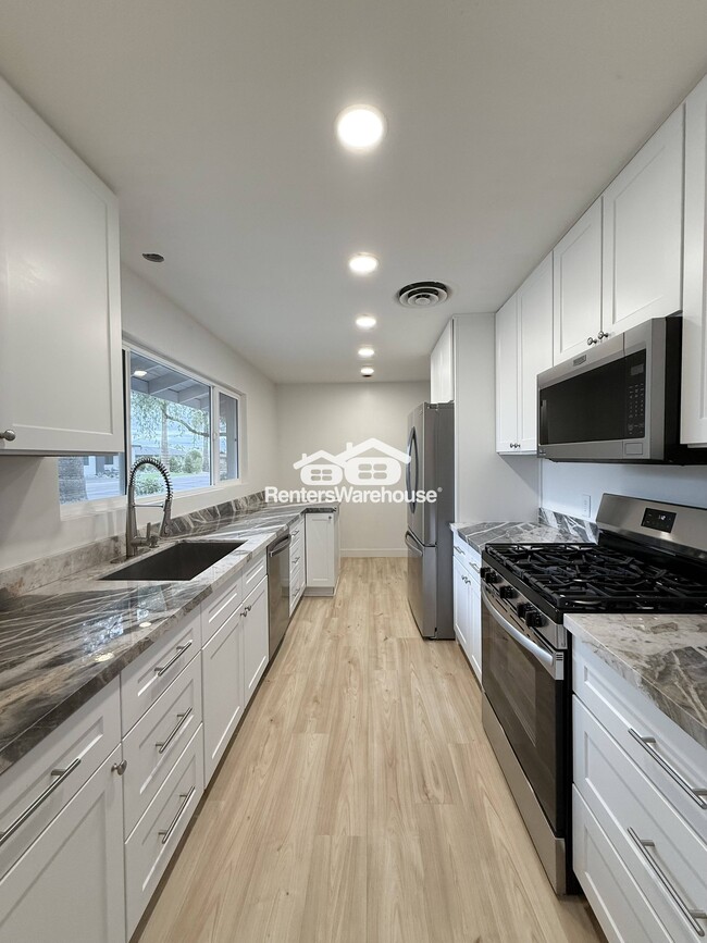 Photo - 7507 E Highland Ave