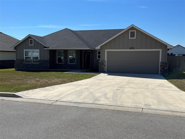 Photo - 1077 Fieldstone Dr