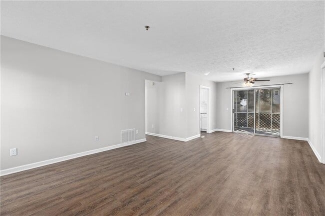 Photo - 295 E Burns Ct SW