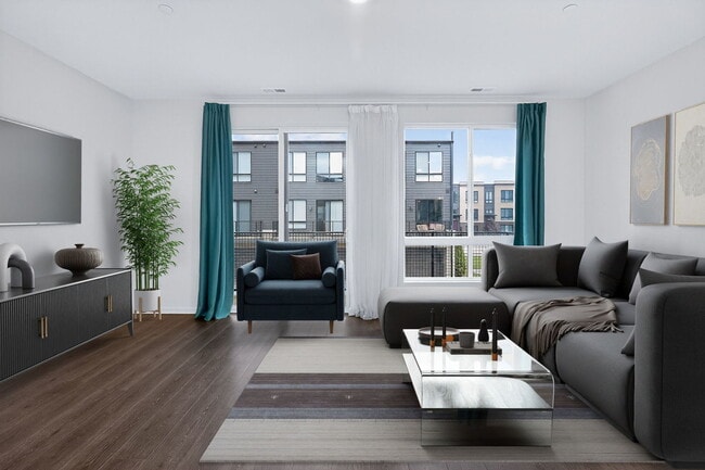 Photo - 1276 Lakepointe Dr