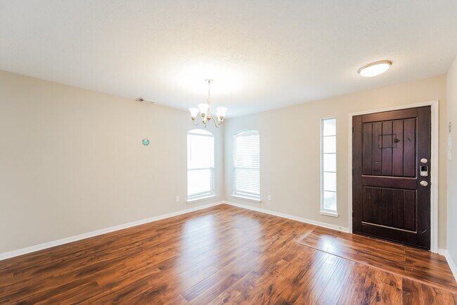 Photo - 14814 Dorray Ln Casa