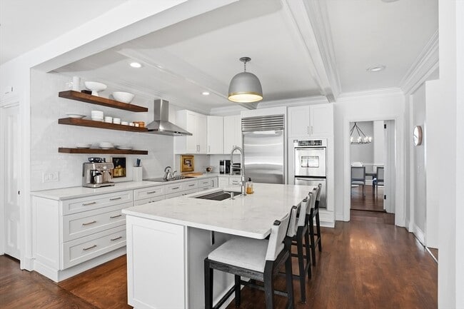 39 Black Horse Ln