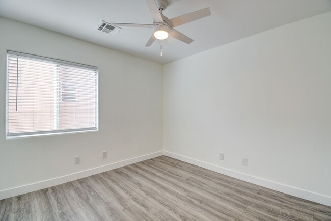 Photo - Great home with 4 bedrooms, 2.5 baths. New Floors Paint and Countertops. Unit 11072 ARCADIA SUNRISE DR