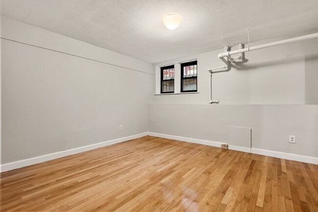 Photo - 1400 Commonwealth Ave Unit 2