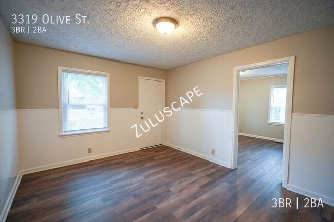 Photo - 3319 Olive St