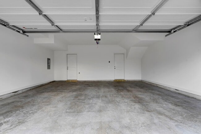 Photo - 304 Indigo Ct