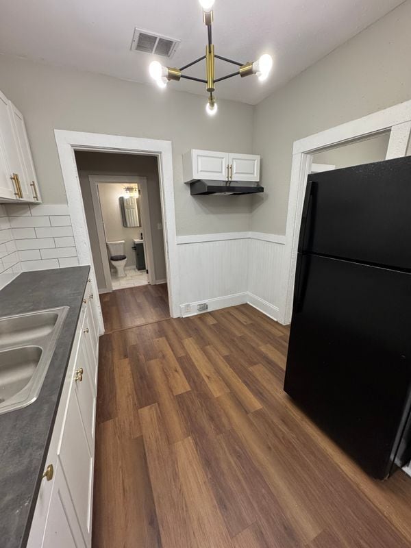 Photo - 1459 W 23rd St