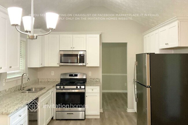 Photo - 3261 Sugar Creek Falls Ave SE