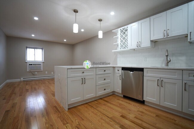 Photo - 1198 Commonwealth Ave Unidad 35