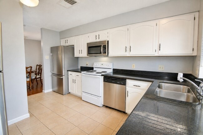 Photo - 2331 Stillmeadow Dr