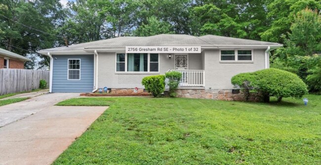 Photo - 2756 Gresham Rd S E Casa