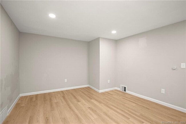 Photo - 106 River Rd Unidad 4