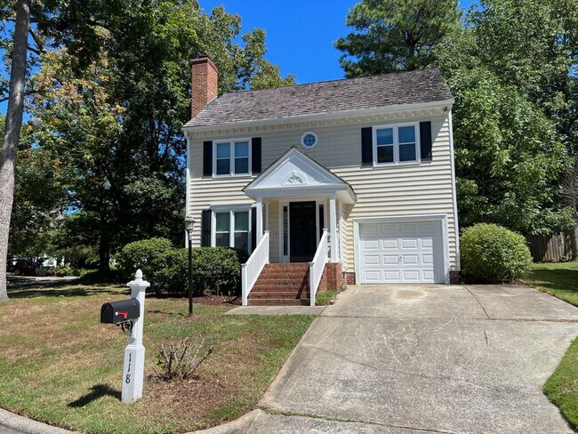 Photo - Cozy 3 bedroom home within minutes to Bond Park