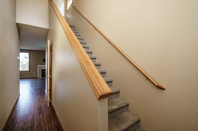 Photo - 3 bedroom 2.5 Bath - On Dead End Street - Low Maintenance Fenced Yard - Community Center with Swi...