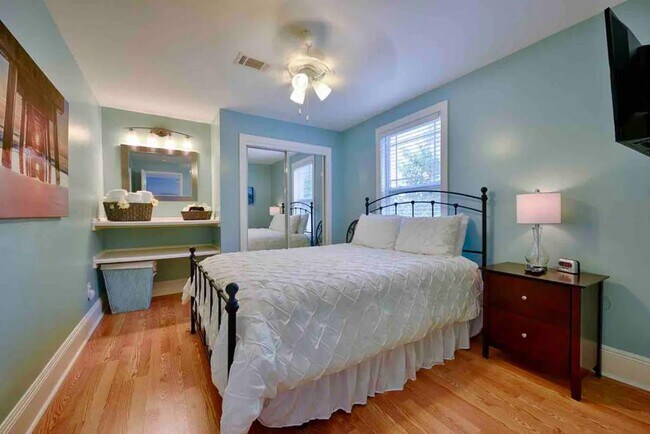 Photo - 1925 Iberville St