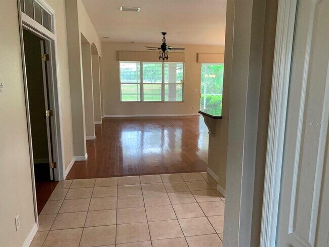 Photo - 724 Camellia Green Dr