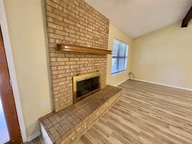 Photo - 706 Heritage Trail