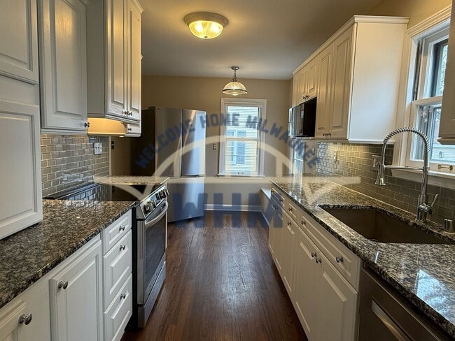 Photo - 6225 N Lydell Ave