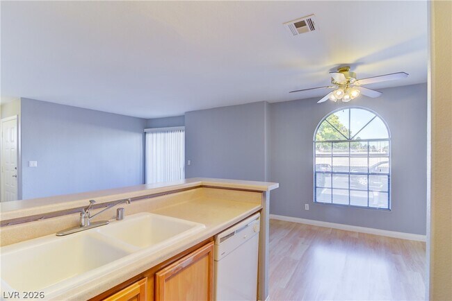2974 Juniper Hills Blvd Unit 101