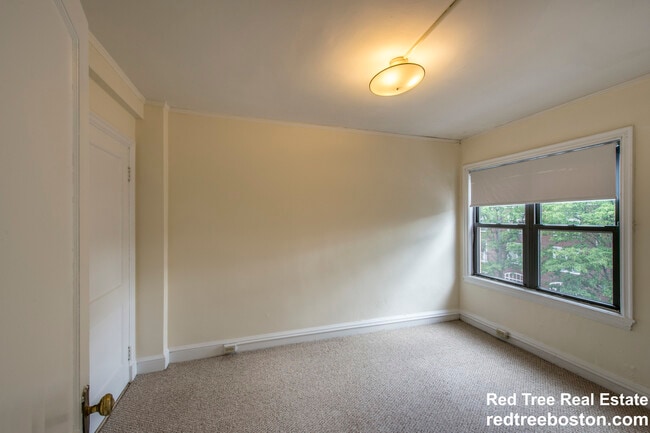1200 Massachusetts Ave Unit 301