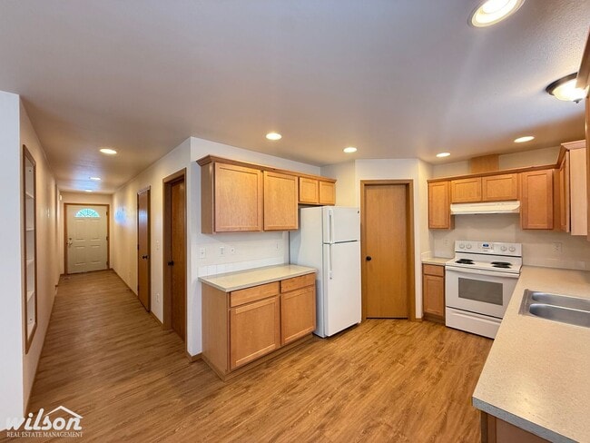 Photo - 810 Fremont St Unit B