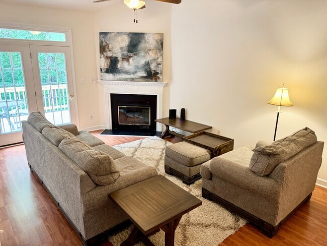 2810 Crestscene Trail