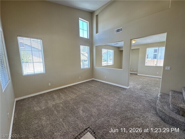 Photo - 8465 Adams Valley St