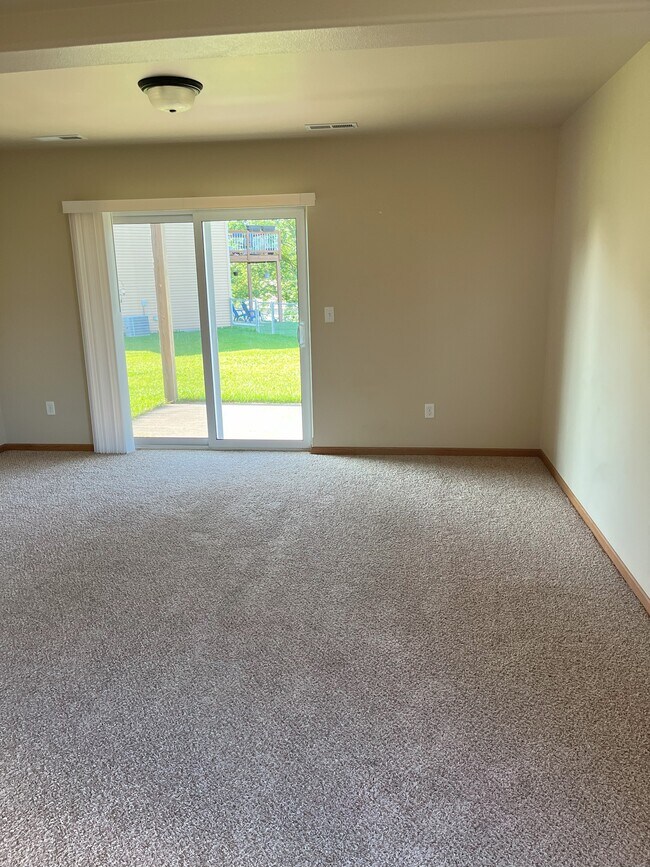 Photo - 1474 Palisades Dr