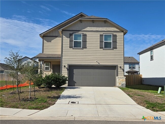 Building Photo - 2408 Ayers Dr