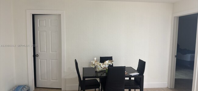 Photo - 128 NW 16th Ave