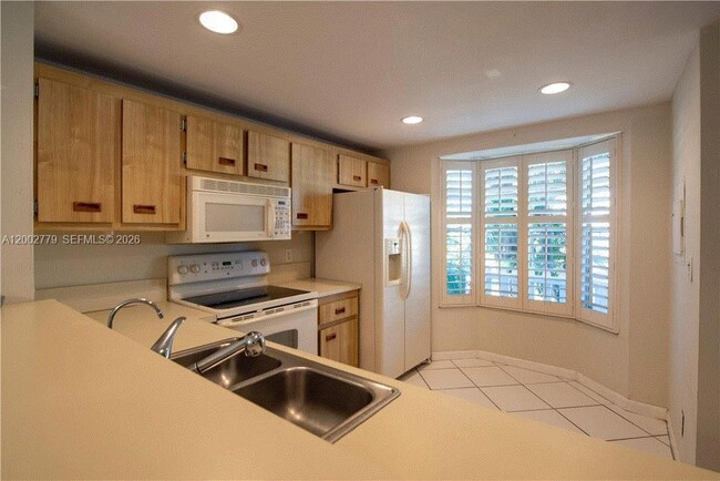 Photo - 81 SW 3rd St