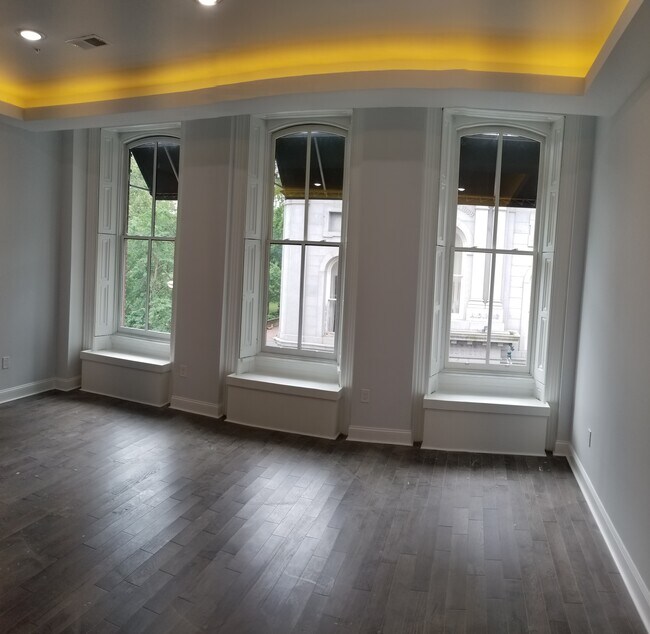 Photo - 717 Walnut St Unidad 2F
