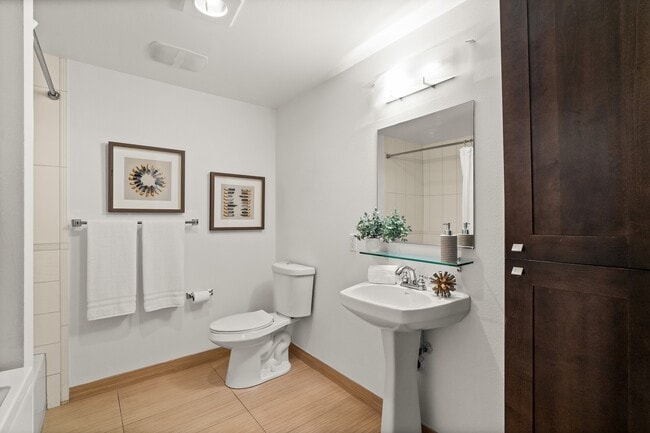 Photo - 1620 Belmont Ave Unit 427