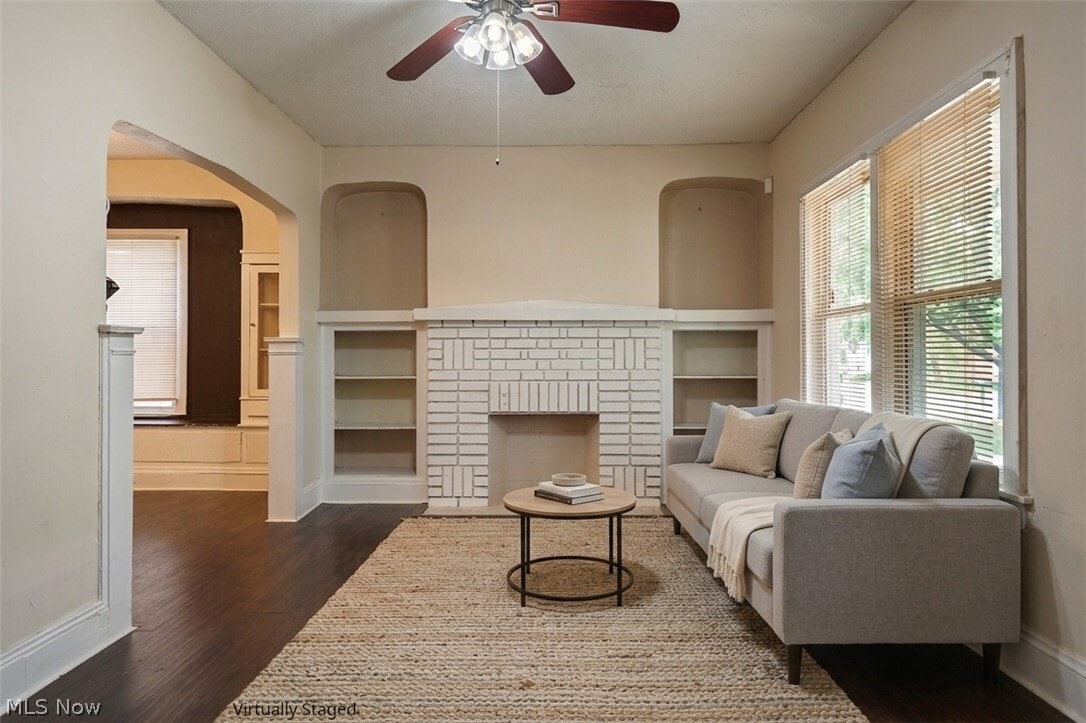 Photo - 12506 Corlett Ave