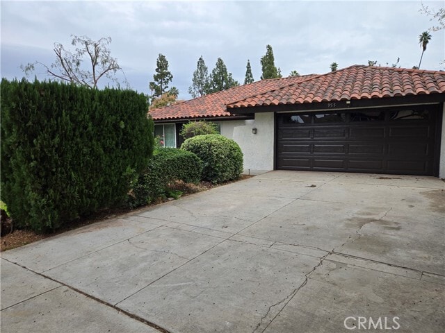 Photo - 955 Le Conte Dr